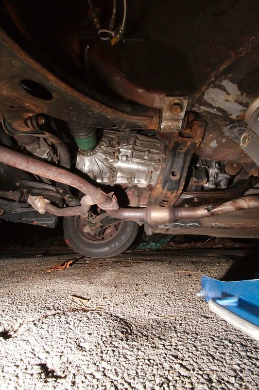 Undercarriage, From Driver's Side, Transmission, Front Exhaust